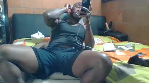 Snapshot of bigcocknigga25 chatting on 03/08/26, 10:02 alexis online show from 03/08/26, 10:02