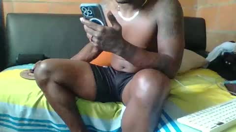 Snapshot of bigcocknigga25 chatting on 03/21/26, 06:22 alexis online show from 03/21/26, 06:22