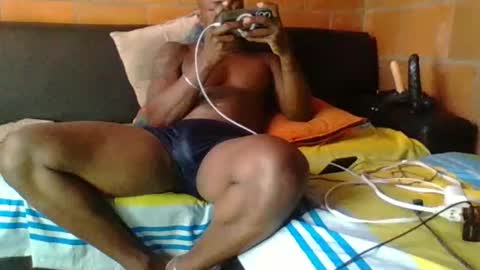 Snapshot of bigcocknigga25 chatting on 03/29/26, 09:59 alexis online show from 03/29/26, 09:59