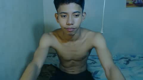 Snapshot of bigcockyummysex chatting on 10/29/25, 10:17 bigcockyummysex online show from 10/29/25, 10:17