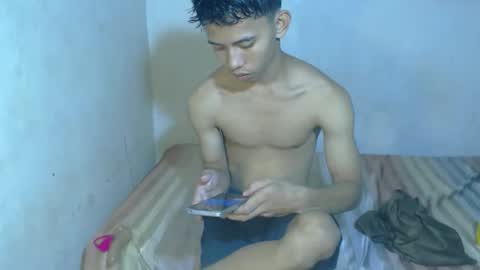 Snapshot of bigcockyummysex chatting on 10/30/25, 03:08 bigcockyummysex online show from 10/30/25, 03:08