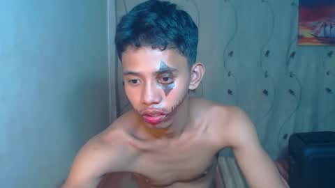 Snapshot of bigcockyummysex chatting on 10/31/25, 04:08 bigcockyummysex online show from 10/31/25, 04:08