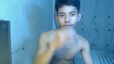 Snapshot of bigcockyummysex chatting on 11/14/25, 06:28 bigcockyummysex online show from 11/14/25, 06:28