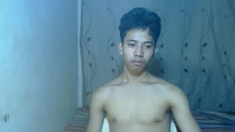 Snapshot of bigcockyummysex chatting on 11/24/25, 05:40 bigcockyummysex online show from 11/24/25, 05:40