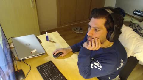 Snapshot of bigcok35spain chatting on 02/23/25, 10:31 bigcok35spain online show from 02/23/25, 10:31