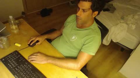 Snapshot of bigcok35spain chatting on 09/09/25, 08:52 bigcok35spain online show from 09/09/25, 08:52