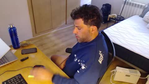 Snapshot of bigcok35spain chatting on 09/26/25, 09:35 bigcok35spain online show from 09/26/25, 09:35