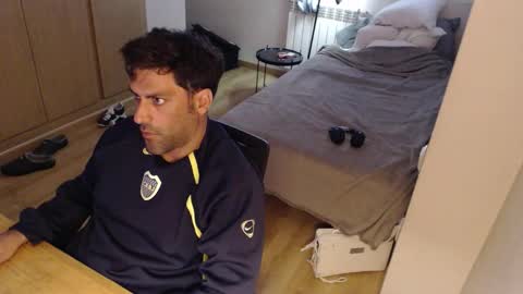 Snapshot of bigcok35spain chatting on 10/10/25, 10:03 bigcok35spain online show from 10/10/25, 10:03