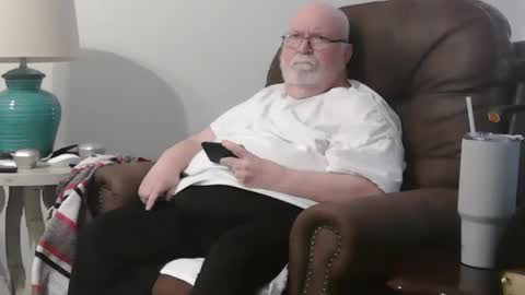 Snapshot of bigcraig123 chatting on 01/01/25, 09:52 Craig online show from 01/01/25, 09:52