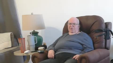 Snapshot of bigcraig123 chatting on 03/06/25, 06:37 Craig online show from 03/06/25, 06:37