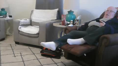 Snapshot of bigcraig123 chatting on 03/12/25, 05:38 Craig online show from 03/12/25, 05:38