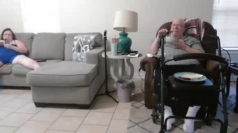 Snapshot of bigcraig123 chatting on 09/27/25, 12:10 Craig online show from 09/27/25, 12:10