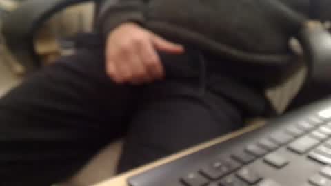 Snapshot of bigcurve chatting on 03/30/26, 03:35 bigcurve online show from 03/30/26, 03:35