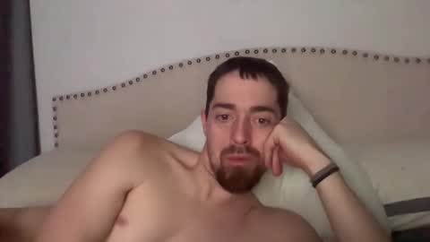 Snapshot of bigdaddy75333 chatting on 03/12/26, 12:33 bigdaddy75333 online show from 03/12/26, 12:33