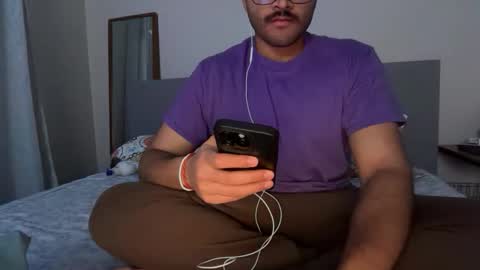 Snapshot of bigdaddybullx69 chatting on 03/03/26, 03:34 Bigdaddybullx69 online show from 03/03/26, 03:34