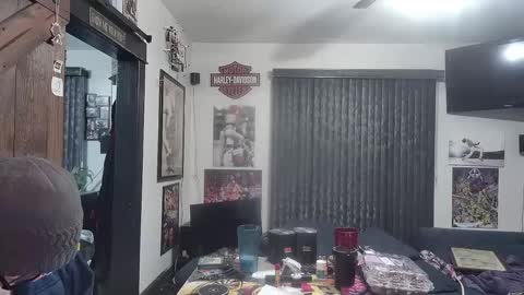 Snapshot of bigdbrillion chatting on 02/15/25, 06:02 Darryl online show from 02/15/25, 06:02