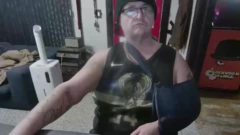 Snapshot of bigdbrillion chatting on 01/11/26, 05:23 Darryl online show from 01/11/26, 05:23