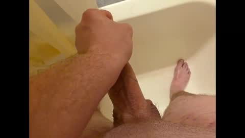 Snapshot of bigdick425283 chatting on 04/18/26, 09:37 bigdick425283 online show from 04/18/26, 09:37