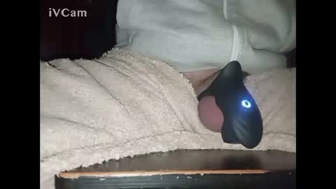 Snapshot of bigdick666cm chatting on 12/30/24, 03:25 Big online show from 12/30/24, 03:25