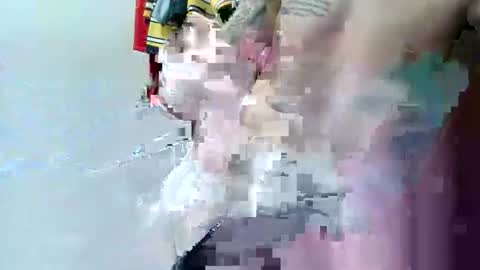Snapshot of bigdickdilly71 chatting on 06/04/26, 01:22 bigdickdilly71 online show from 06/04/26, 01:22