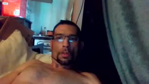 Snapshot of bigdickmoe37 chatting on 06/06/26, 02:33 bigdickmoe37 online show from 06/06/26, 02:33