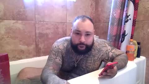 Snapshot of bigdickrican94 chatting on 12/31/24, 08:02 bigdickrican94 online show from 12/31/24, 08:02