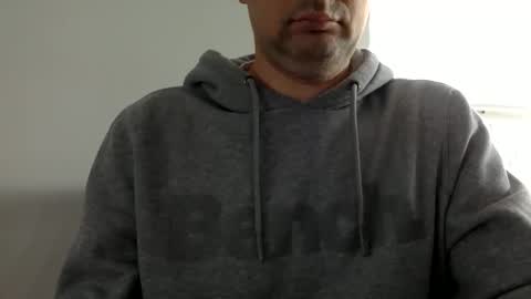 Snapshot of bigdickshowoff9877 chatting on 04/11/26, 04:33 Bigdickshowoff9877 online show from 04/11/26, 04:33