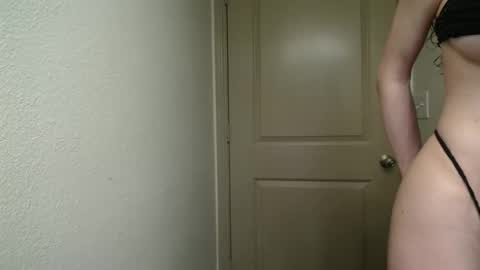 Snapshot of bigdicktrannynicole chatting on 05/27/26, 08:55 bigdicktrannynicole online show from 05/27/26, 08:55