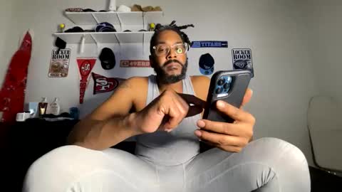 Snapshot of bigdinca chatting on 03/20/26, 03:22 bigdinca online show from 03/20/26, 03:22