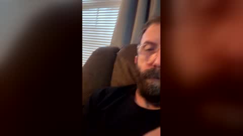 Snapshot of bigdpapa0910 chatting on 12/14/25, 12:54 Bigdpapa0910 online show from 12/14/25, 12:54