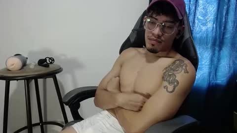 Snapshot of bigdragonboy chatting on 04/16/26, 05:36 BigDragonBoy online show from 04/16/26, 05:36