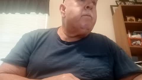 Snapshot of bigeoo76 chatting on 06/01/26, 01:13 bigeoo76 online show from 06/01/26, 01:13