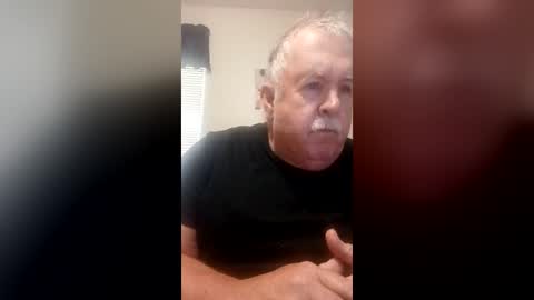 Snapshot of bigeoo76 chatting on 07/25/26, 08:39 bigeoo76 online show from 07/25/26, 08:39