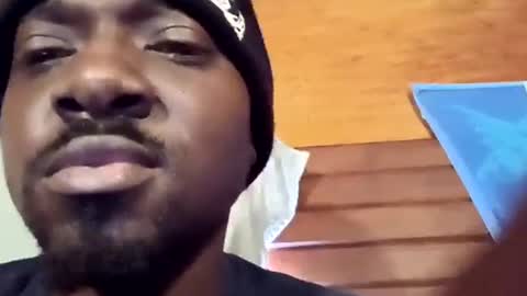 Snapshot of biggbic36 chatting on 12/21/24, 04:14 biggbic36 online show from 12/21/24, 04:14