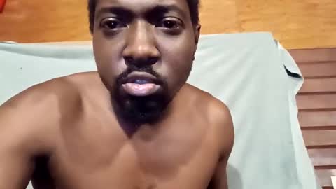 Snapshot of biggbic36 chatting on 12/28/24, 06:40 biggbic36 online show from 12/28/24, 06:40