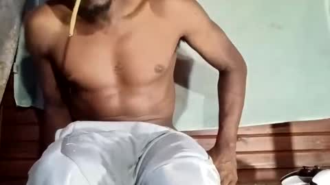 Snapshot of biggbic36 chatting on 09/20/25, 03:57 biggbic36 online show from 09/20/25, 03:57