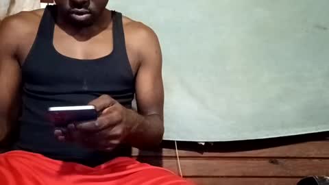 Snapshot of biggbic36 chatting on 10/13/25, 02:00 biggbic36 online show from 10/13/25, 02:00