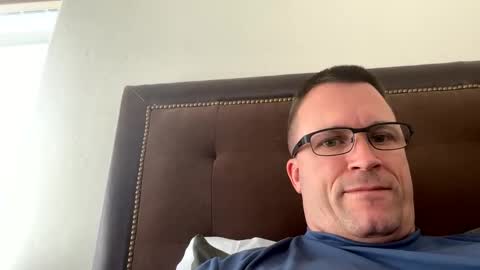 bigger22332233 online show from 01/11/25, 09:25