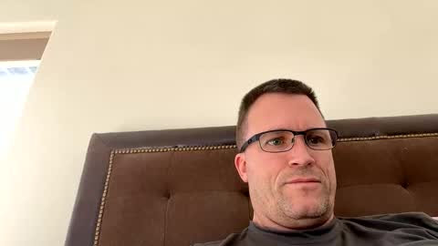 bigger22332233 online show from 02/12/25, 07:24