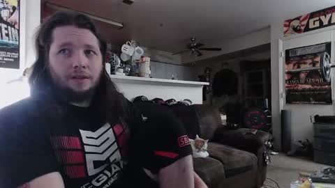 biggerisbetter21 online show from 12/14/25, 08:52