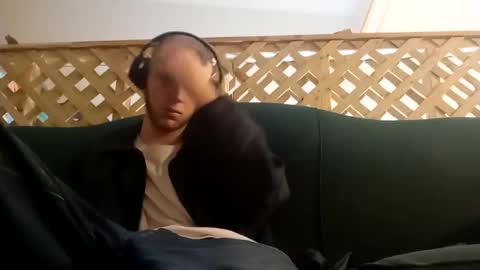 Snapshot of biggestboiiii chatting on 03/09/25, 04:22 biggestboiiii online show from 03/09/25, 04:22