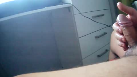 Snapshot of biggiba chatting on 12/29/24, 11:18 biggiba online show from 12/29/24, 11:18