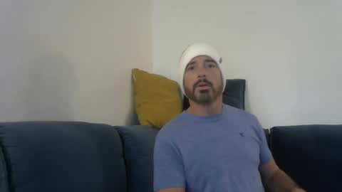 Snapshot of biggin10inch chatting on 11/19/25, 04:29 Gavin online show from 11/19/25, 04:29