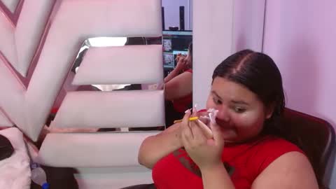 Snapshot of biggstits69 chatting on 11/01/25, 08:22 biggstits69 online show from 11/01/25, 08:22