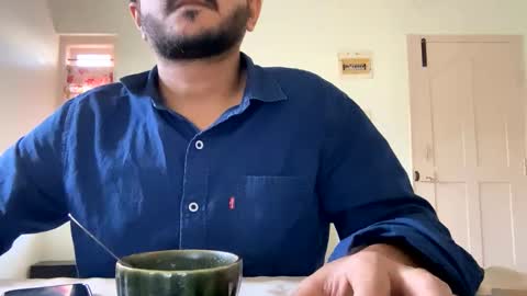 bighandsomesatisfy online show from 01/02/25, 10:48