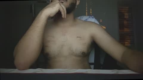 bighandsomesatisfy online show from 10/26/25, 10:15