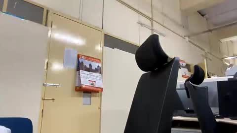 Snapshot of bighandsomesatisfy chatting on 04/08/26, 04:29 bighandsomesatisfy online show from 04/08/26, 04:29