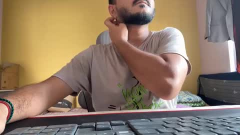 Snapshot of bighandsomesatisfy chatting on 04/11/26, 11:14 bighandsomesatisfy online show from 04/11/26, 11:14