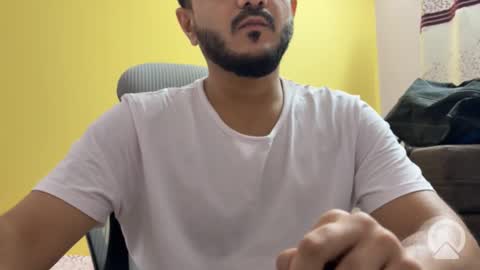 bighandsomesatisfy online show from 05/23/26, 11:09