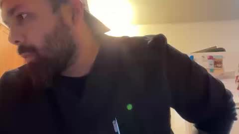 Snapshot of bigheadaddy90 chatting on 10/15/25, 04:29 Daniel  Noelia online show from 10/15/25, 04:29